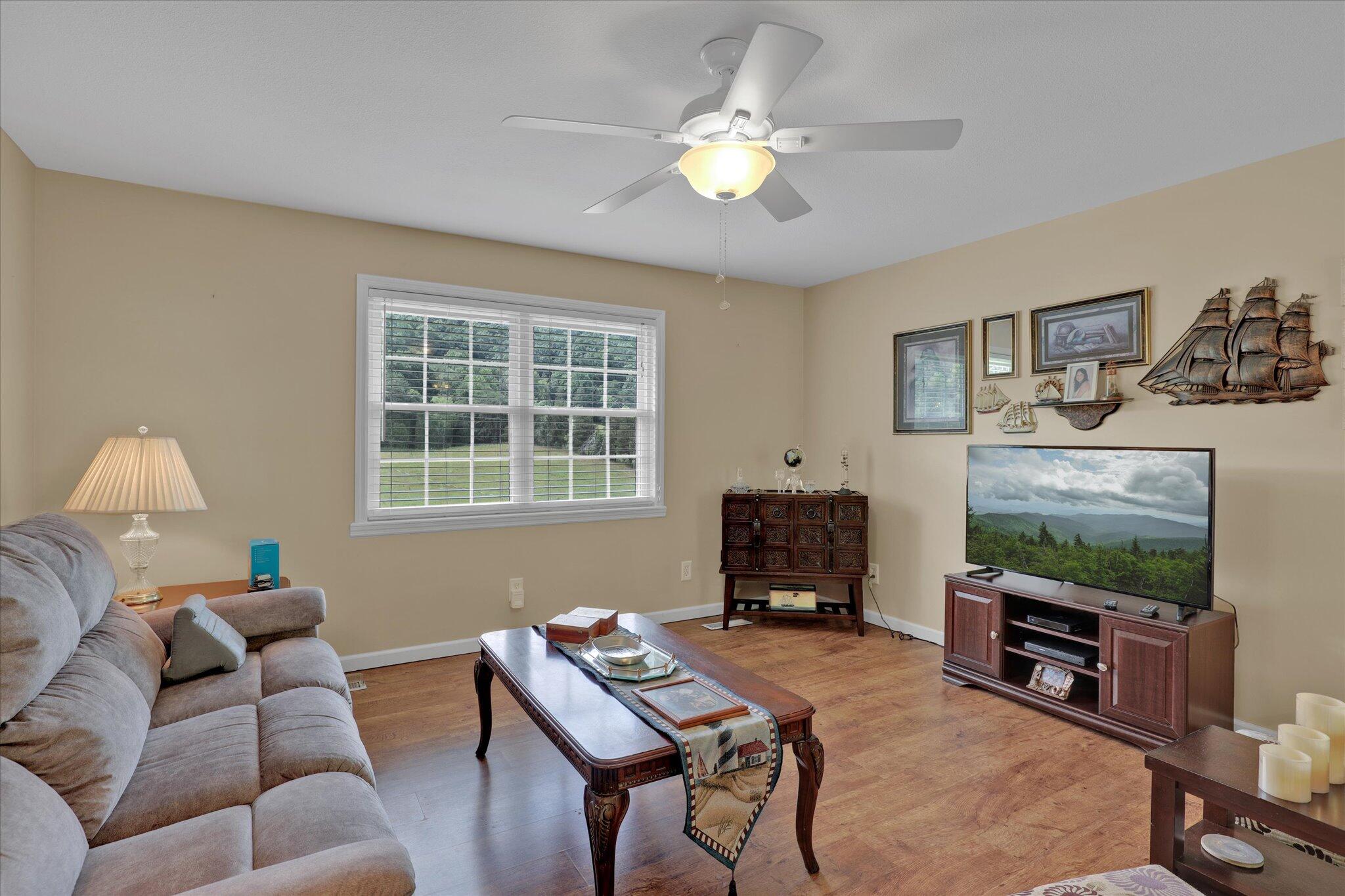 3716 Mutton Hollow Road Knoxville, TN 37920 - Photo 9 of 36 LR