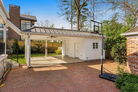 a view of a house with a outdoor space