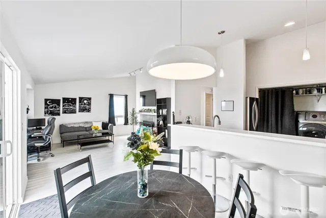 $299,000 | 1745 West Sunn Fjord Lane, Unit H307, Bremerton, WA 98312