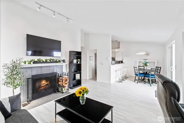 $299,000 | 1745 West Sunn Fjord Lane, Unit H307, Bremerton, WA 98312