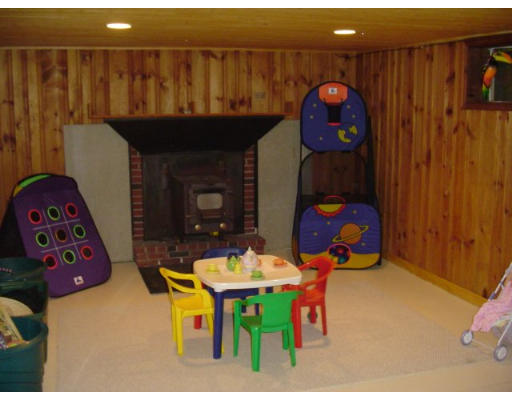 33 Agawam Road Acton, MA 01720 - Photo 4 of 8 Gallery Image 4