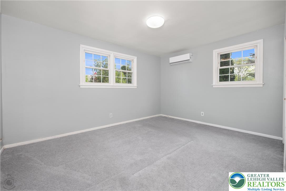 4457 Spring Drive Center Valley, PA 18034 - Photo 27 of 49