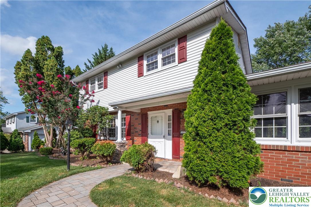 4457 Spring Drive Center Valley, PA 18034 - Photo 35 of 49