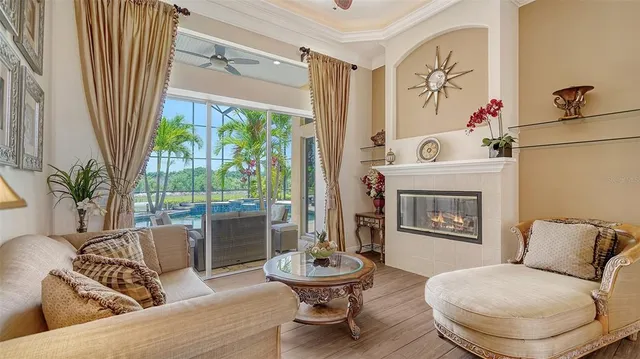 $985,000 | 15110 Sundial Place, Lakewood Ranch, FL 34202