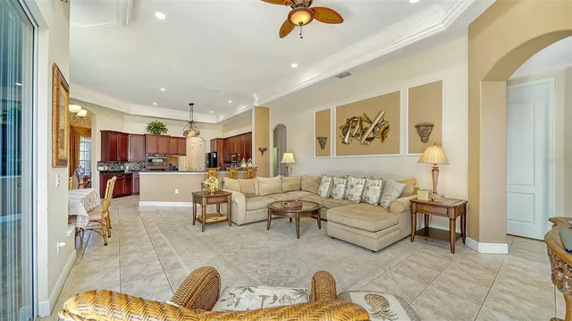 $985,000 | 15110 Sundial Place, Lakewood Ranch, FL 34202