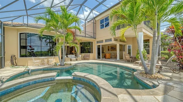 $985,000 | 15110 Sundial Place, Lakewood Ranch, FL 34202