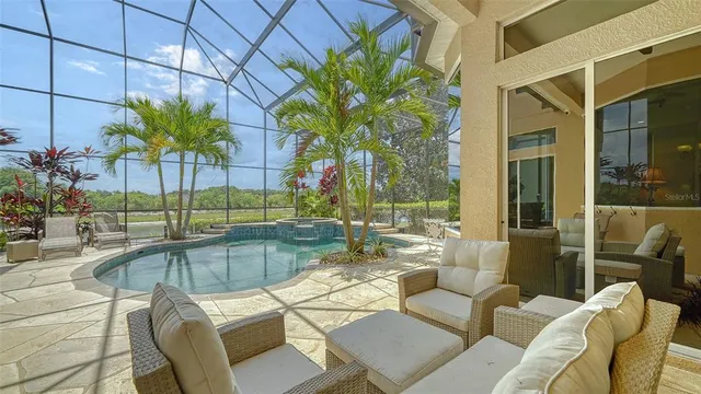 $985,000 | 15110 Sundial Place, Lakewood Ranch, FL 34202