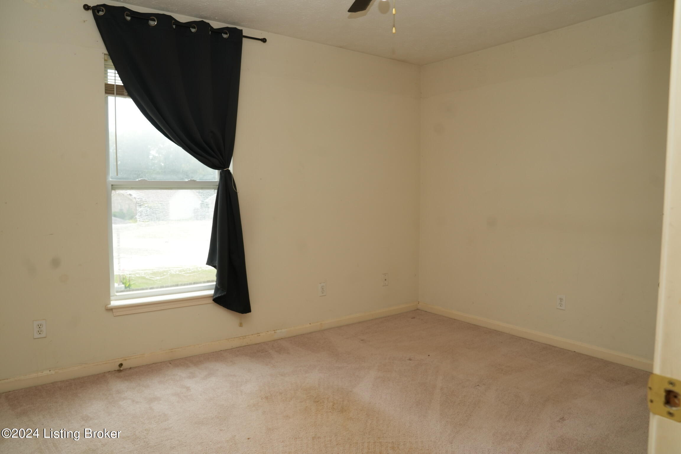 4716 Church Road Louisville, KY 40272 - Photo 18 of 23 Bedroom 3