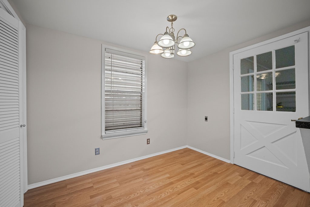413 East Fulton Street Sinton, TX 78387 - Photo 17 of 27