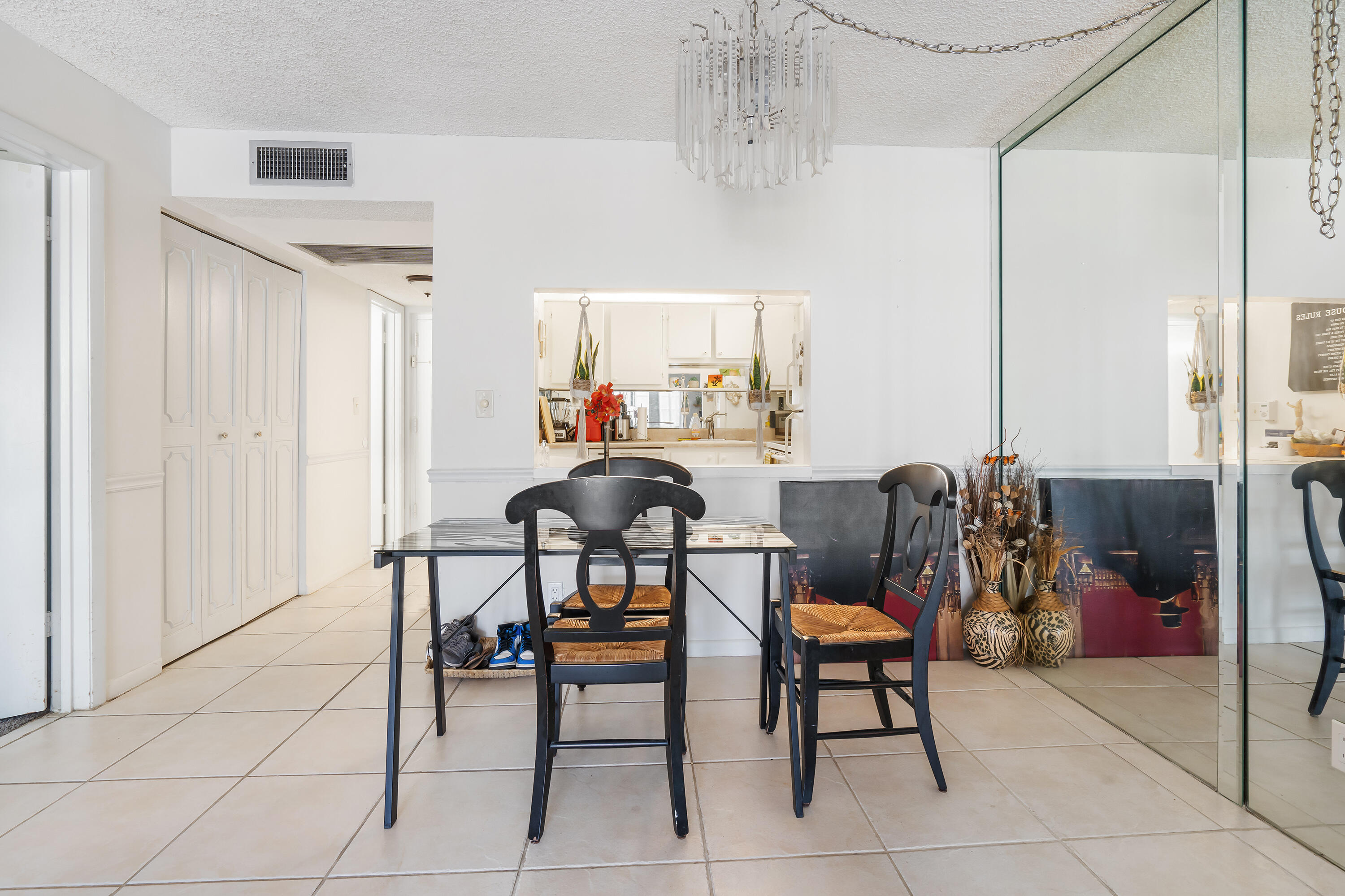 9355 Southwest 8th Street, Unit 323 Boca Raton, FL 33428 - Photo 6 of 46 9355 SW 8th St 4-2