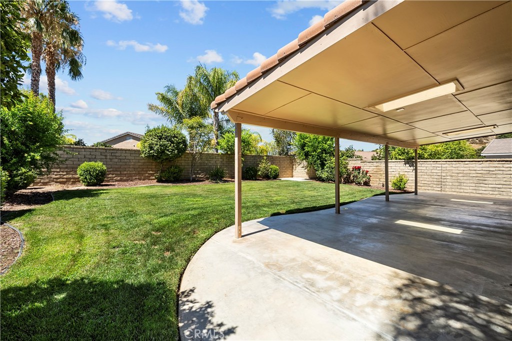 28244 Springvale Lane Castaic, CA 91384 - Photo 39 of 42