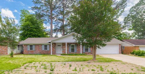 $198,500 | 1117 Plantation Boulevard, Jackson, MS 39211
