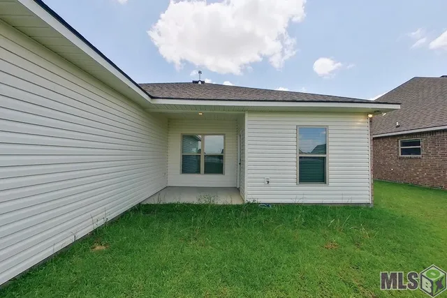 $1,975 | 126 Alpine Meadows Lane, Lafayette, LA 70506