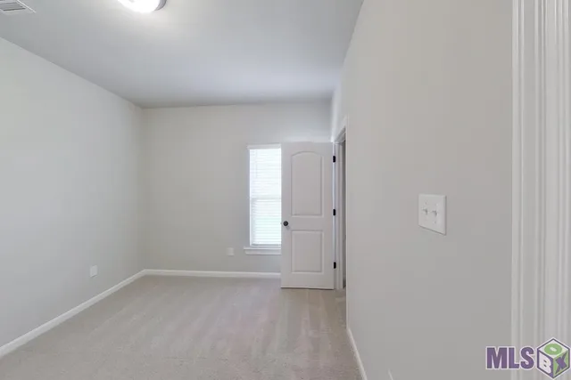 $1,975 | 126 Alpine Meadows Lane, Lafayette, LA 70506