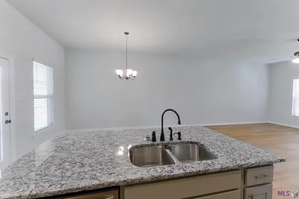 $1,925 | 126 Alpine Meadows Lane, Lafayette, LA 70506