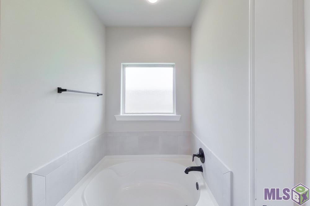 126 Alpine Meadows Lane Lafayette, LA 70506 - Photo 7 of 12