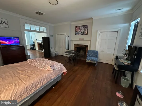 $1,725 | 822 Caroline Street, Unit 4, Fredericksburg, VA 22401