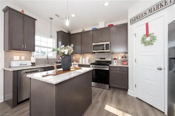 $384,900 | 163 Kyndall Run Drive, Lexington, NC 27295