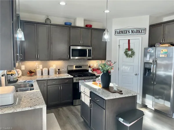 $384,900 | 163 Kyndall Run Drive, Lexington, NC 27295