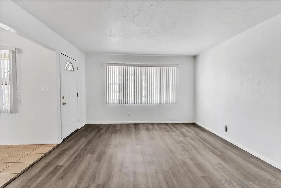 689 Hillsview Road El Cajon, CA 92020 - Photo 5 of 36 Gallery Image 5