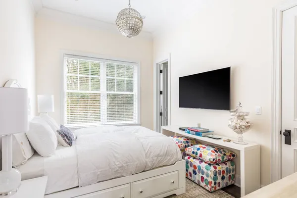 $375,000 | 493 Parsonage Lane, Sagaponack, NY 11962