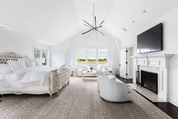 $375,000 | 493 Parsonage Lane, Sagaponack, NY 11962