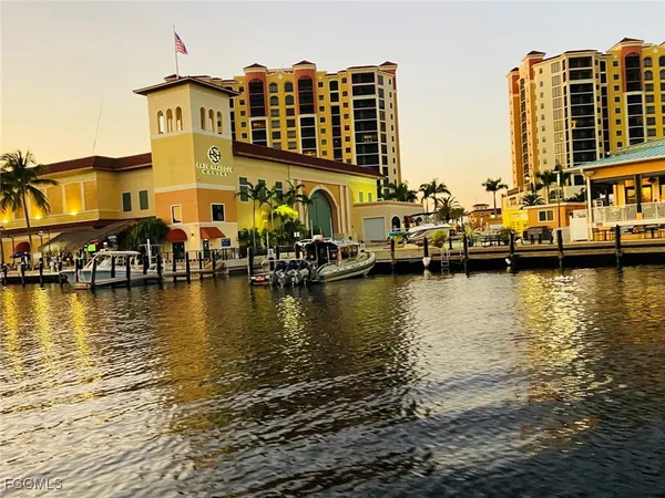 $3,200 | 5865 Shell Cove Drive, Unit 105, Cape Coral, FL 33914