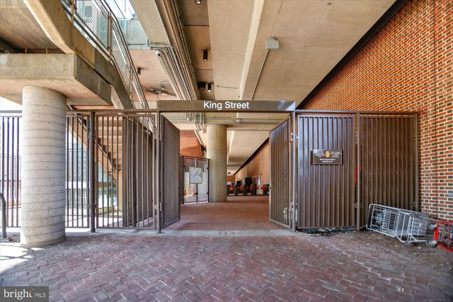 $410,000 | 520 John Carlyle Street, Unit 407, Alexandria, VA 22314