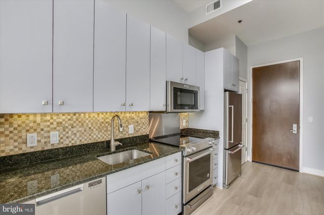 $410,000 | 520 John Carlyle Street, Unit 407, Alexandria, VA 22314