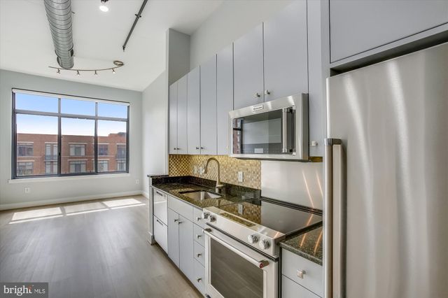 $410,000 | 520 John Carlyle Street, Unit 407, Alexandria, VA 22314