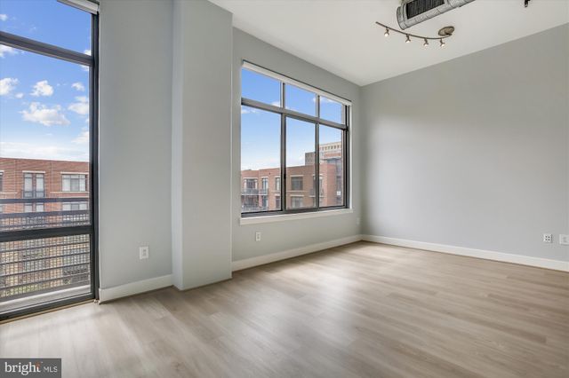 $410,000 | 520 John Carlyle Street, Unit 407, Alexandria, VA 22314