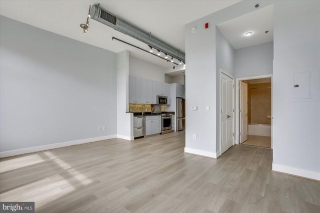 $410,000 | 520 John Carlyle Street, Unit 407, Alexandria, VA 22314