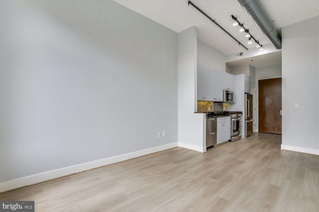 $410,000 | 520 John Carlyle Street, Unit 407, Alexandria, VA 22314