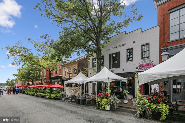 $410,000 | 520 John Carlyle Street, Unit 407, Alexandria, VA 22314