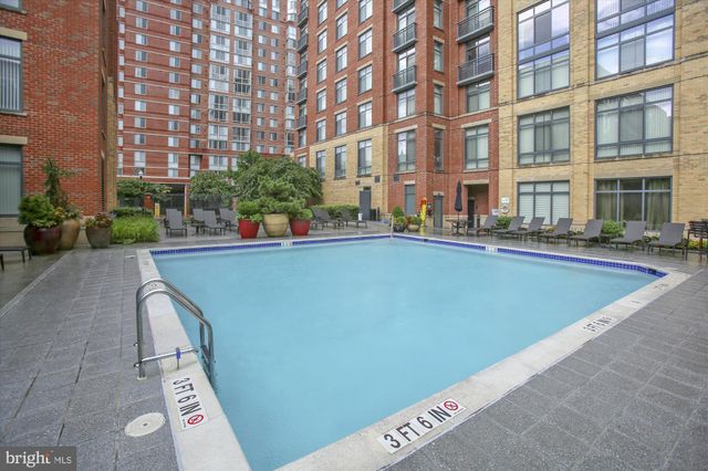 $410,000 | 520 John Carlyle Street, Unit 407, Alexandria, VA 22314