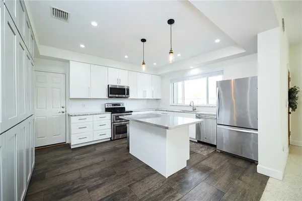 $460,000 | 3312 Nakora Drive, Tampa, FL 33618