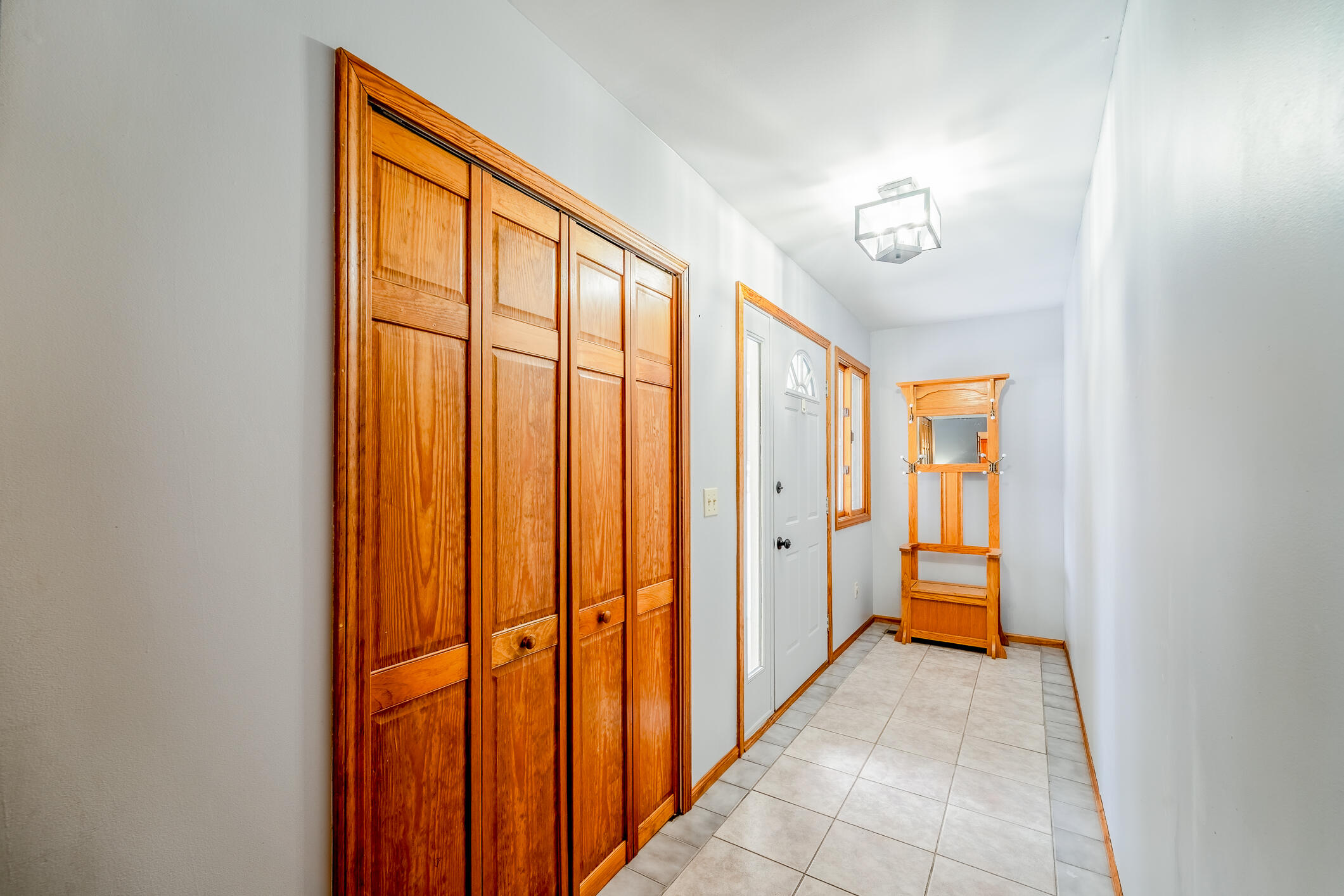 5160 Whipple Lake Road Clarkston, MI 48348 - Photo 2 of 46 5160 Whipple Lake-37