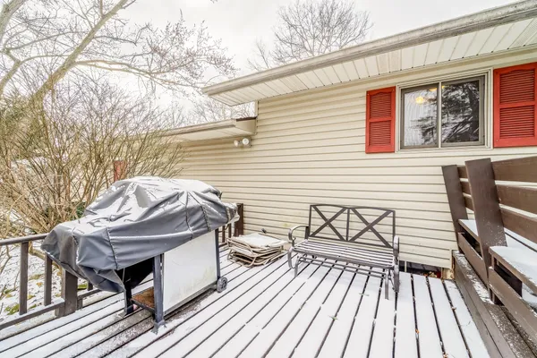 $374,900 | 5160 Whipple Lake Road, Clarkston, MI 48348