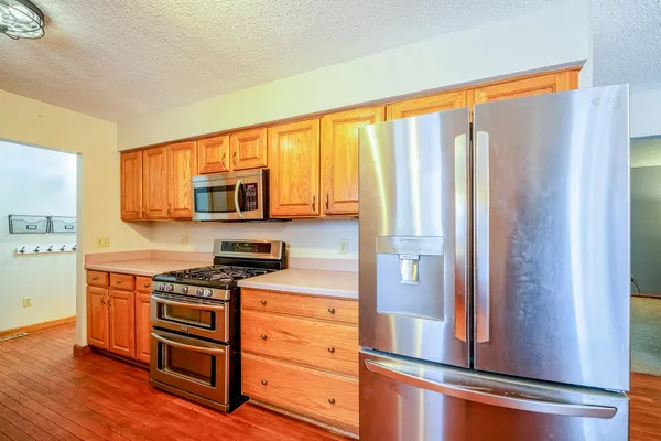 $374,900 | 5160 Whipple Lake Road, Clarkston, MI 48348