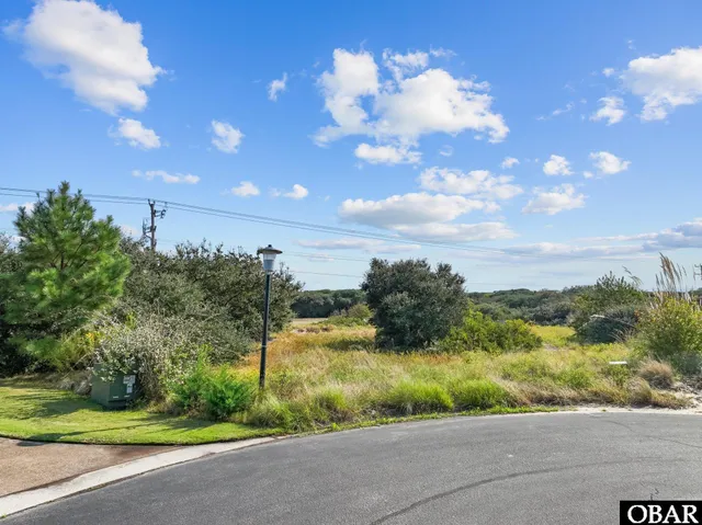 $173,000 | 667 High Sand Dune Court, Corolla, NC 27927