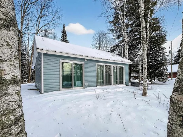 $279,000 | N11415 East Shore Road, Pearson, WI 54462