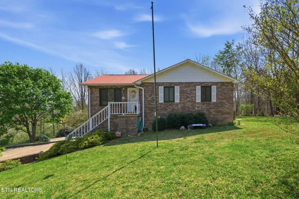 $283,900 | 191 Ashley Lane, Oneida, TN 37841