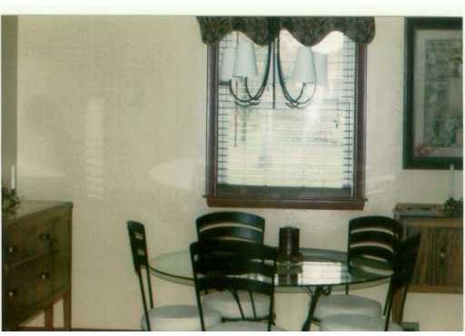 8613 Peters Road Cranberry Township, PA 16066 - Photo 2 of 6 Dining Room.