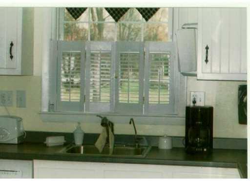8613 Peters Road Cranberry Township, PA 16066 - Photo 3 of 6 Kitchen.