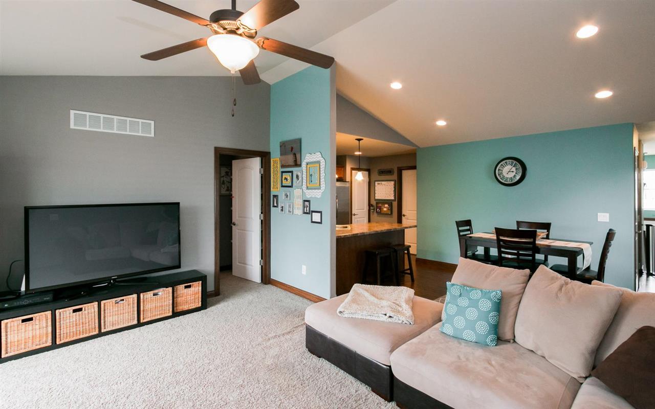 112 North Park Ridge Road North Liberty, IA 52317 - Photo 5 of 25 Gallery Image 5