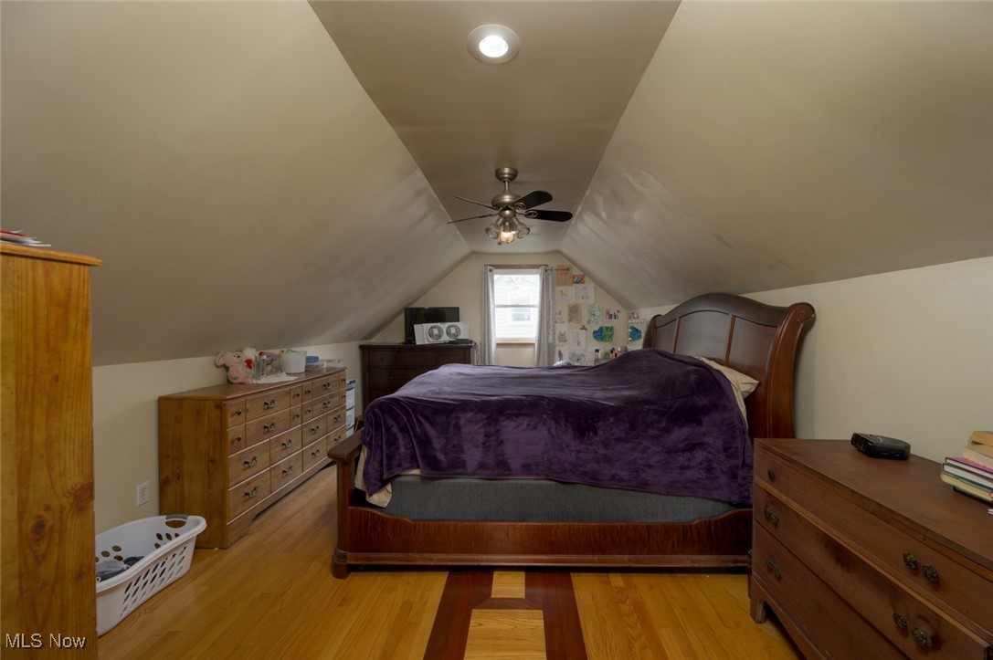 3234 Bell Wick Road Hubbard, OH 44425 - Photo 24 of 27 Bedroom featuring light wood-type flooring, vaulted ceiling, and ceiling fan