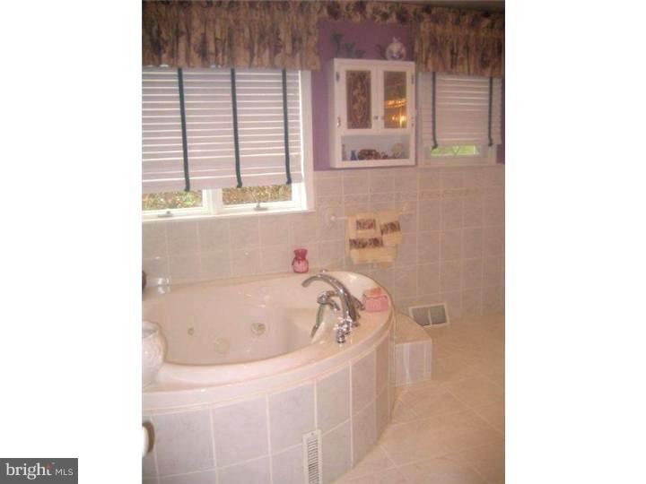851 Pheasant Run Road West Chester, PA 19382 - Photo 16 of 24 Master Bathroom