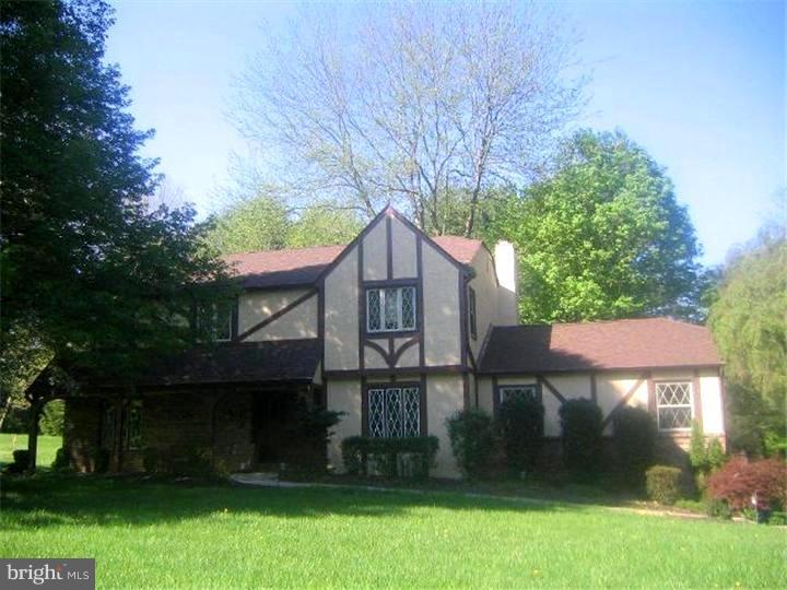 851 Pheasant Run Road West Chester, PA 19382 - Photo 21 of 24 Exterior Front