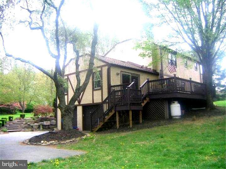 851 Pheasant Run Road West Chester, PA 19382 - Photo 22 of 24 Deck