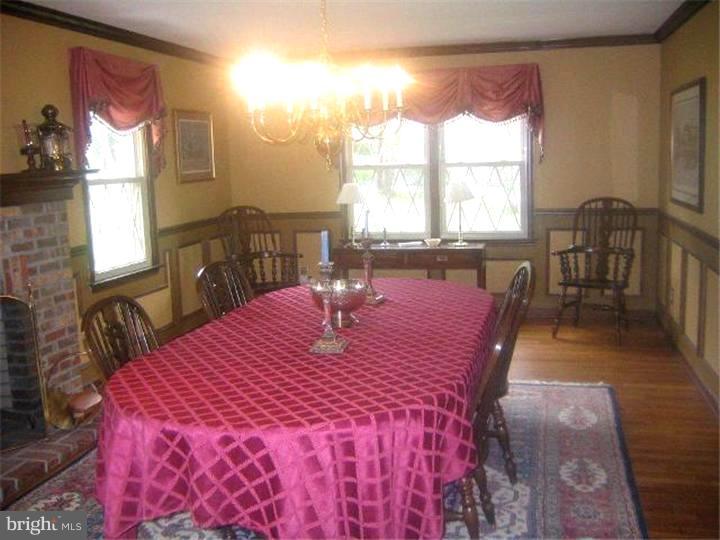 851 Pheasant Run Road West Chester, PA 19382 - Photo 9 of 24 Dining Room
